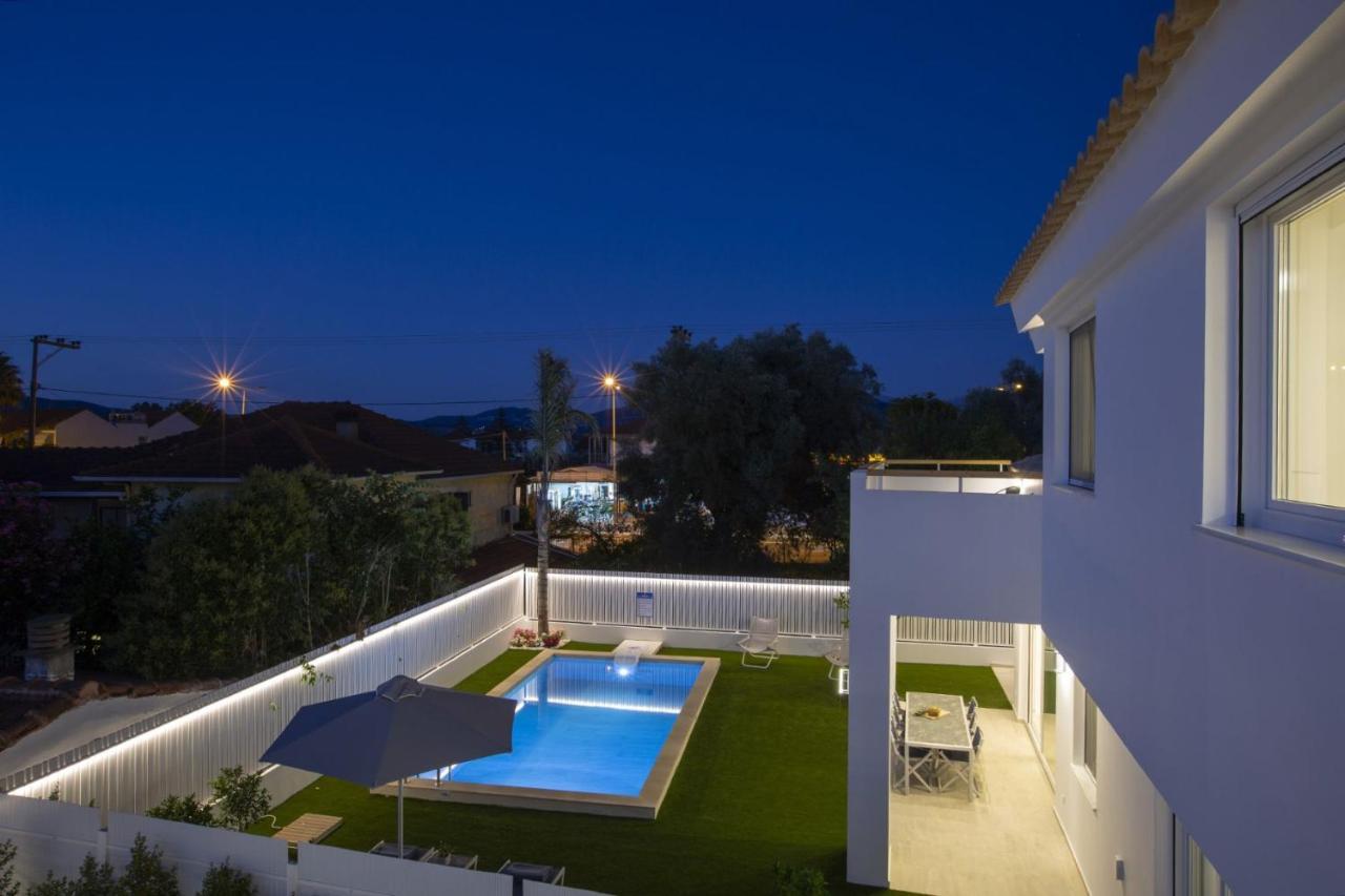 The Quad Luxury Villas 利吉亚 外观 照片